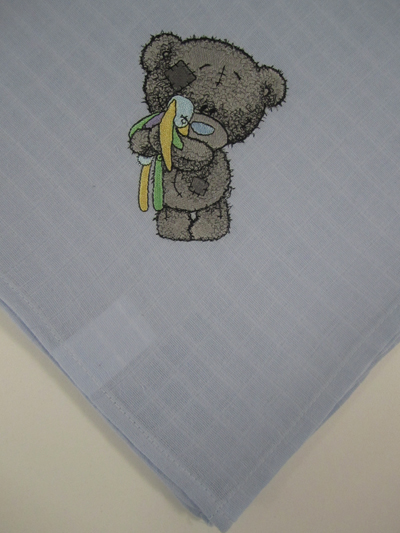 napkin with teddy bear machine embroidery design